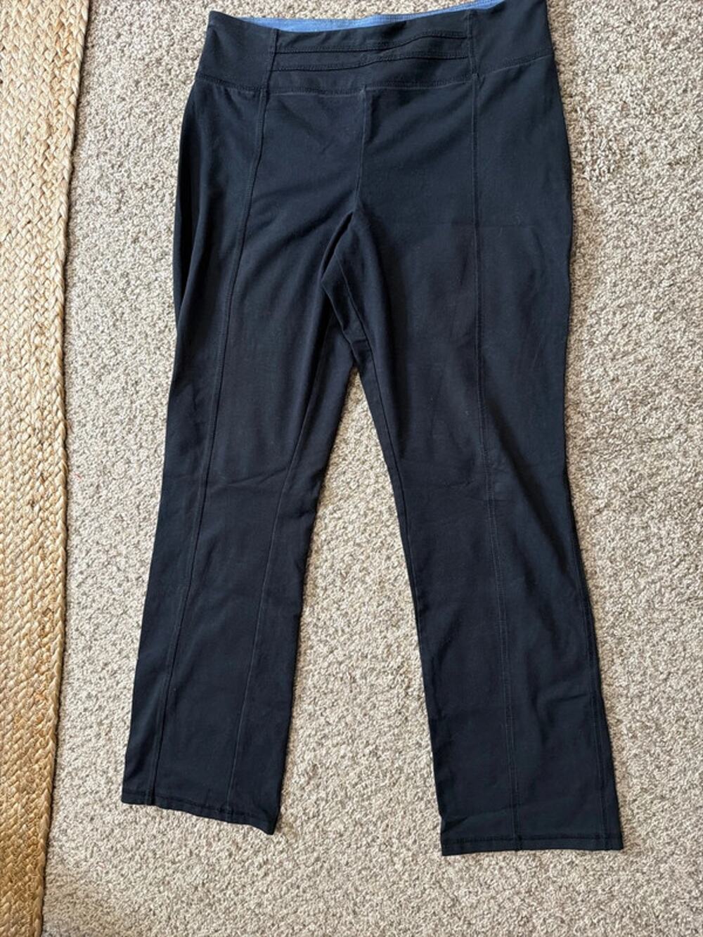 3 for $9 Woman with control athletic leggings M 3144